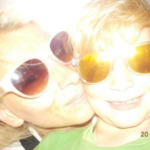 Meet your Posher, Victoria